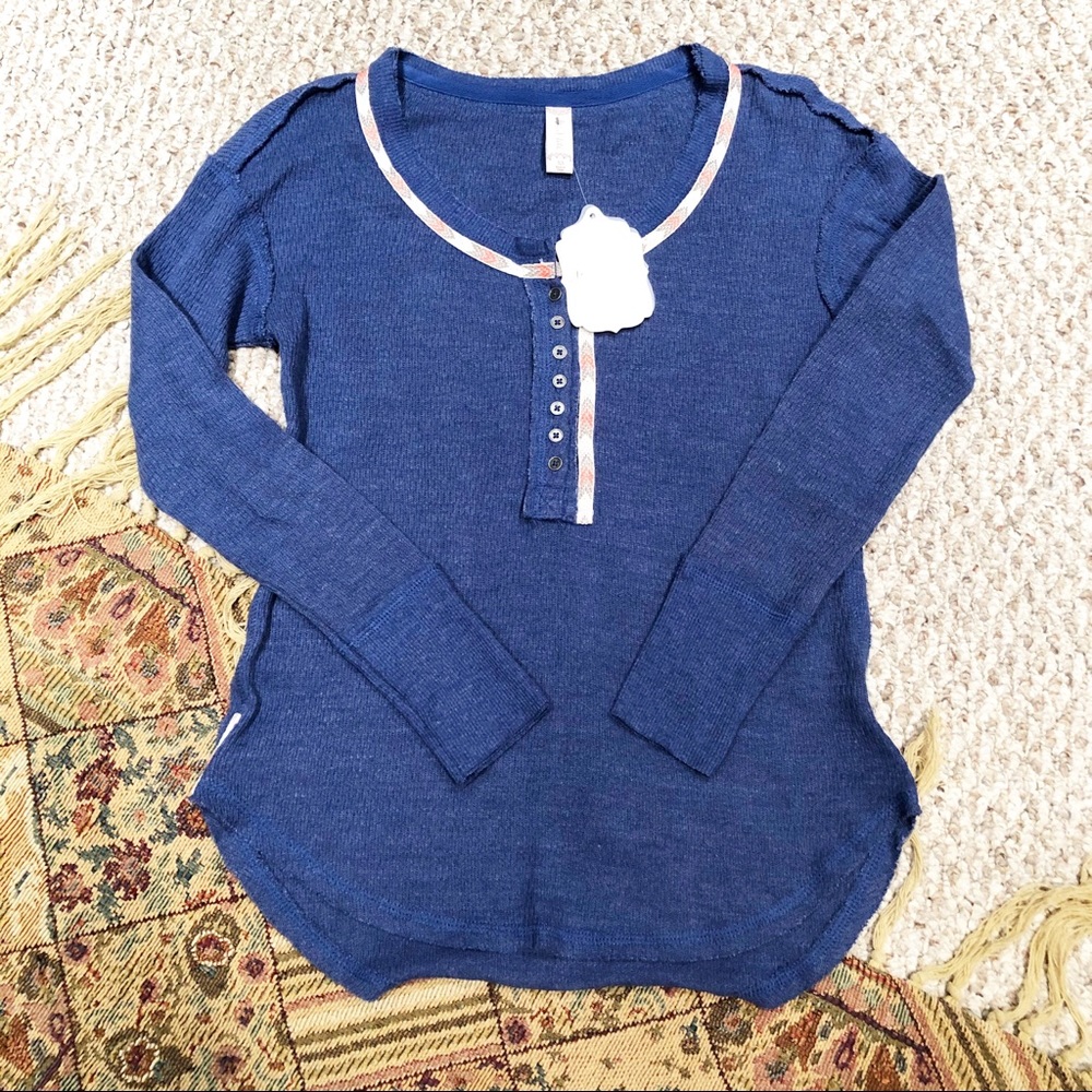 ALTARD STATE • Blue Thermal Henley XS